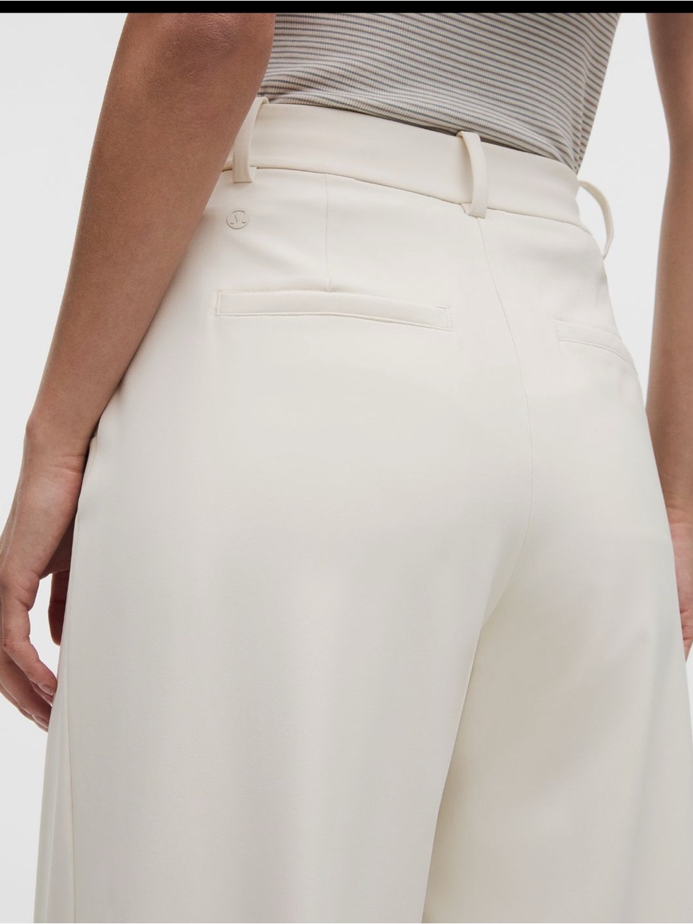 LULULEMON Daydrift High Rise Wide Leg Trouser Reg • L •Light Ivory NWT $148 - Picture 6 of 8